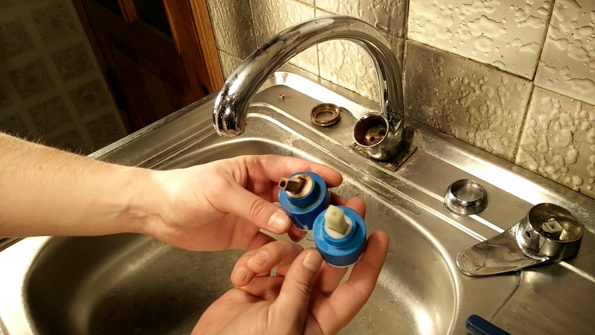 Фото 27 — Как заменить смеситель на кухне